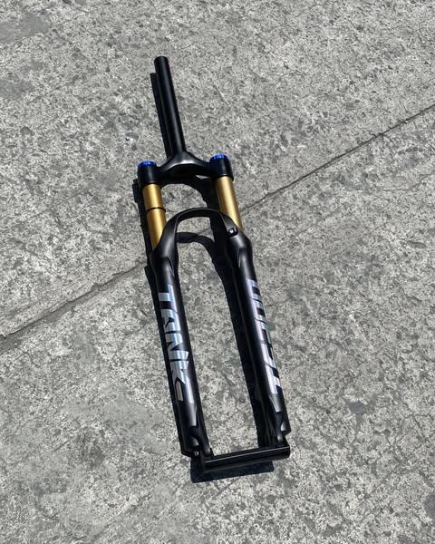 120mm travel Tanke air suspension fork for mountain bikes