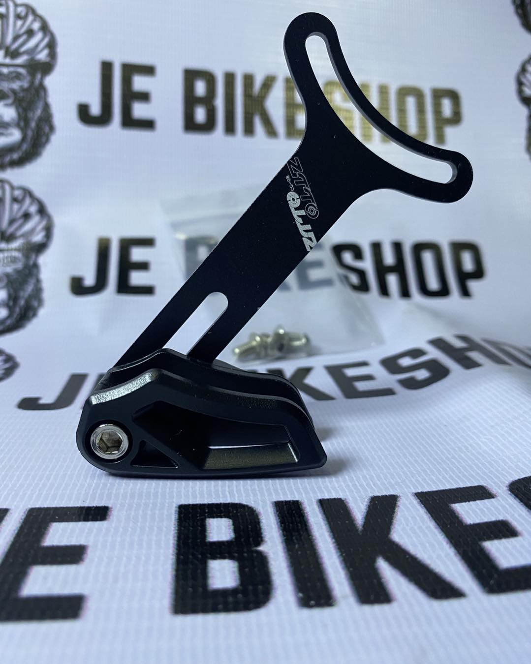 MTB chain guide ZTTO CG08 for smooth and reliable chain retention.