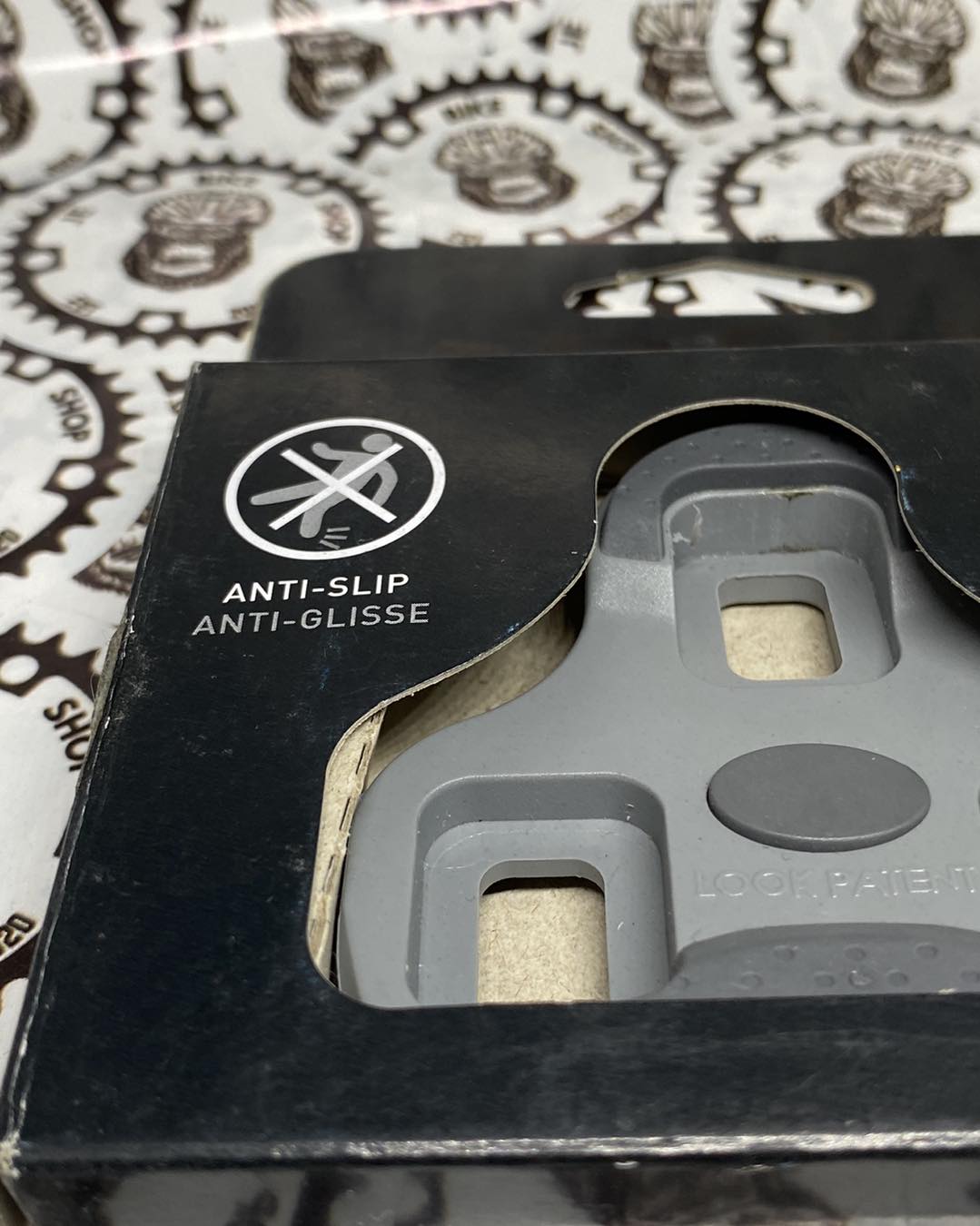 Original Look KEO Grip gray clip-on attachment (Bala) for cycling pedals.