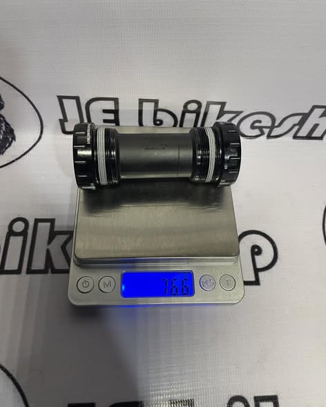 SHIMANO MT801 BOTTOM BRACKET