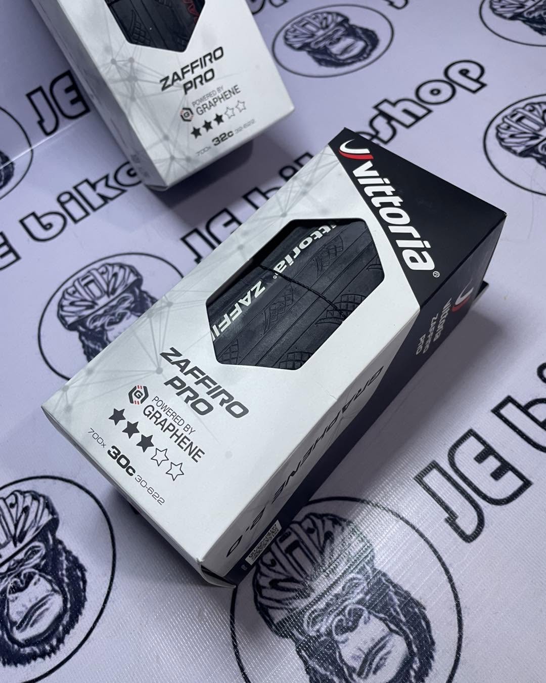VITTORIA 700x 30C ZAFFIRO PRO FOLDING BLACK Tire