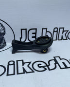 INTEGRATED FRONT MOUNT SPEEDOMETER BAR FLY