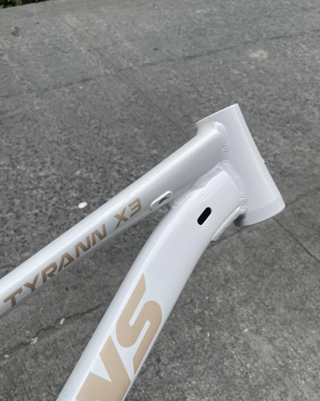 KENS TYRANN X3 FRAME