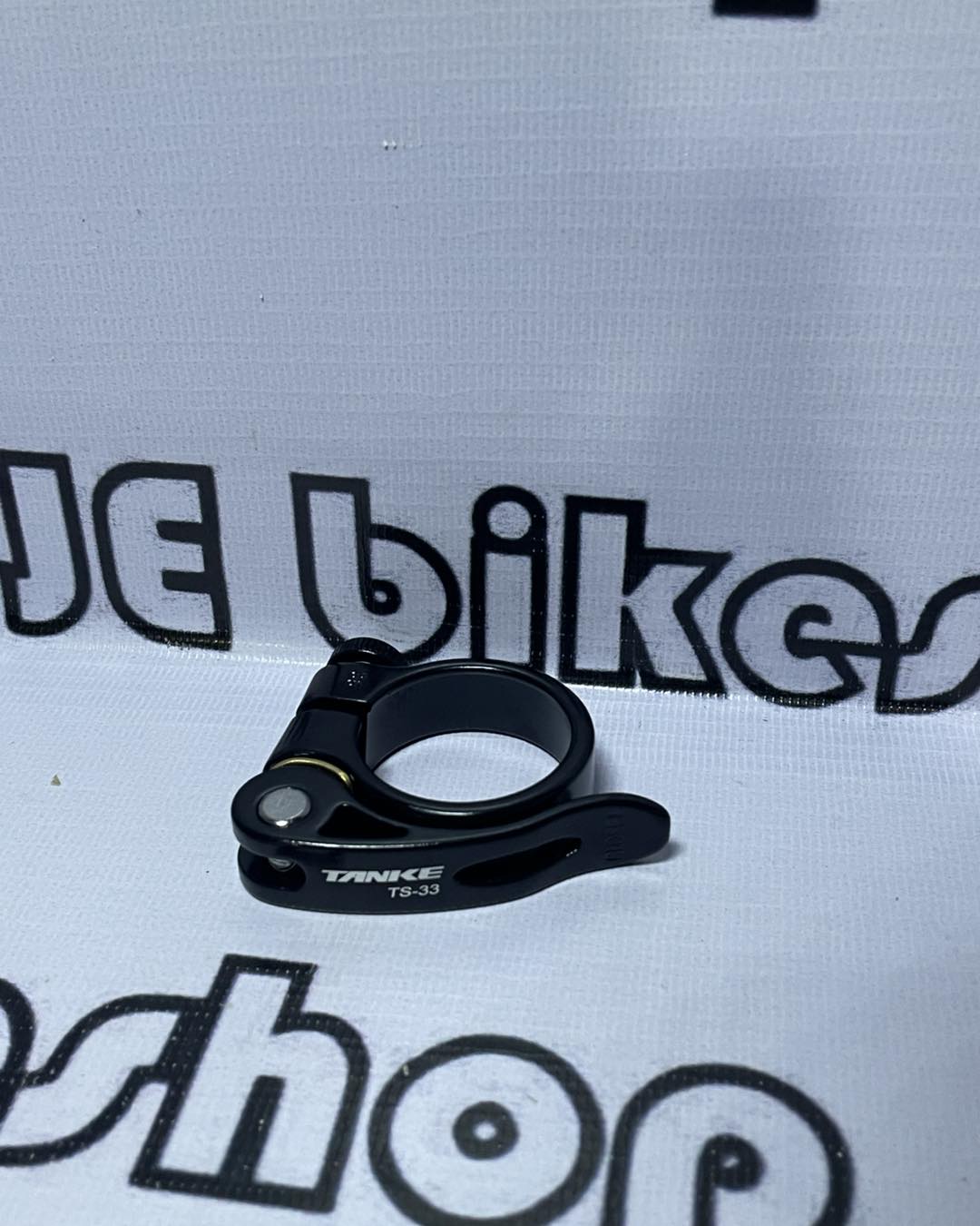 BOLT TYPE SEATCLAMP