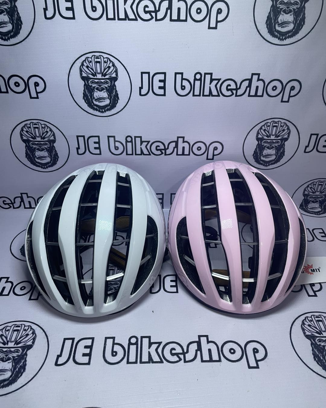 HELMET SAGMIT SR3 SIZE “MEDIUM”  ( 53 - 59 MM)