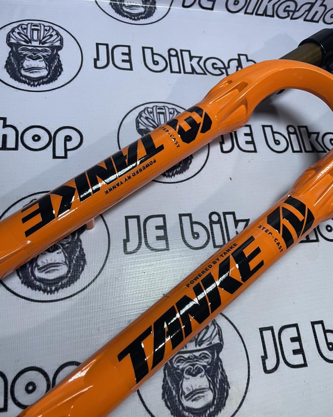 Tanke 27.5 ORANGE AIR SUSPENSION Fork
