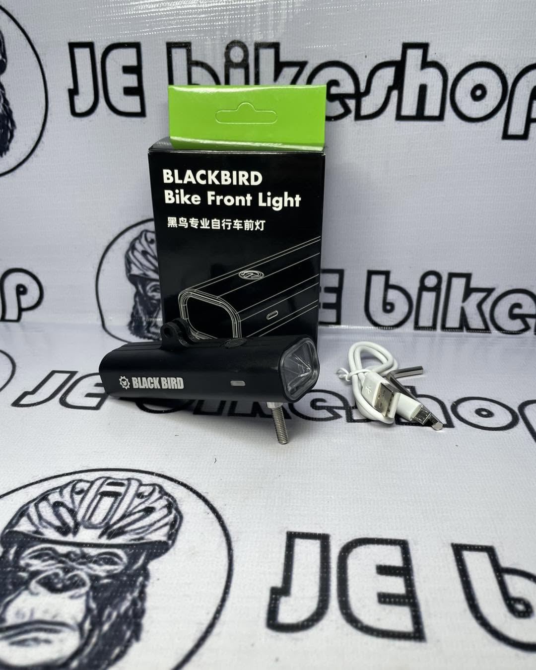 BLACKBIRD BIKE L1C  FRONT LIGHT WITH USB CHARGER, 8 HOURS RUN TIME, 400 LUMENS, 2000mAH BATTERY WATERPROOF