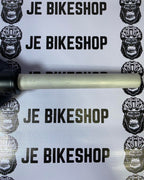 Glossy black Lutu Wang 27.2 MTB suspension fork for off-road cycling