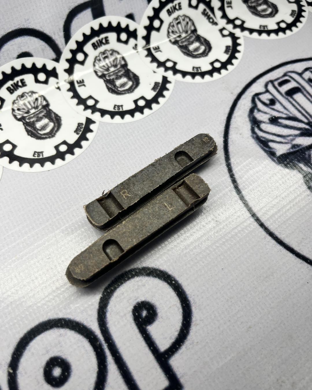 BROWN CARBON BRAKE PADS SHOE