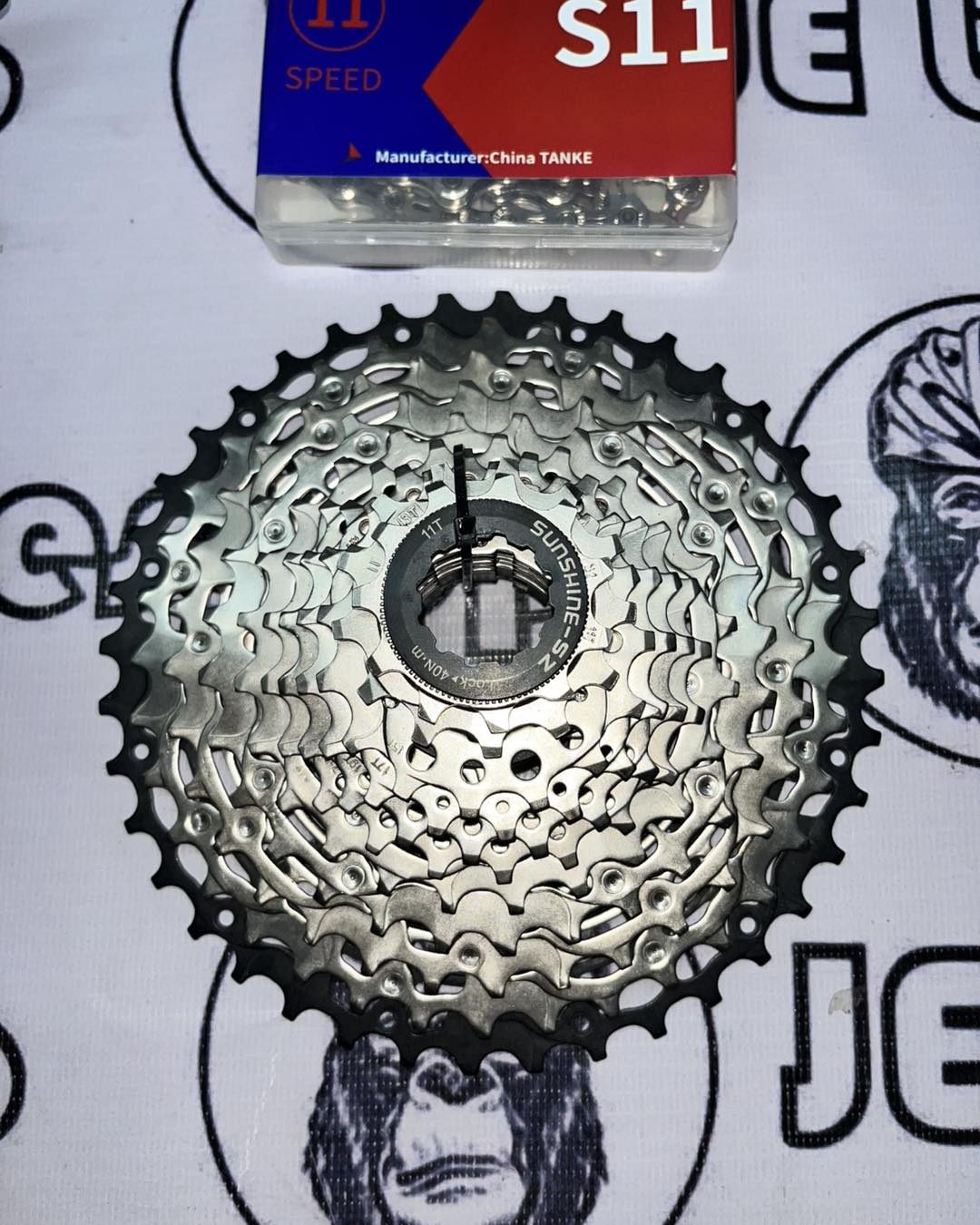 SHIMANO DEORE M5120 RD AND M5100 SHIFTER WITH HOLLOW TANKE CHAIN AND ULTRA LIGHT SUNSHINE 11-40T  COGS