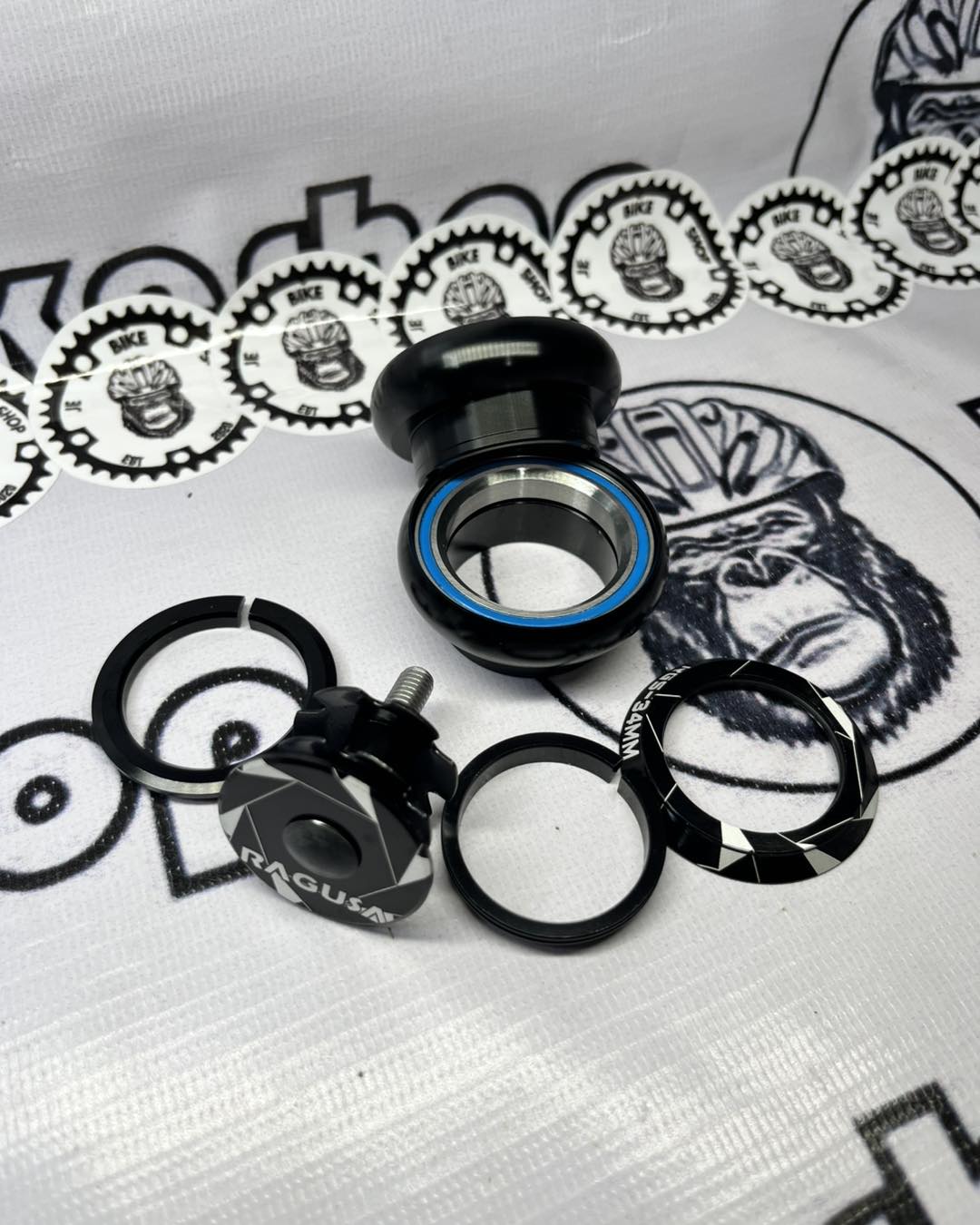 RAGUSA SEALED BEARING HEADSET 34 X 34 MM