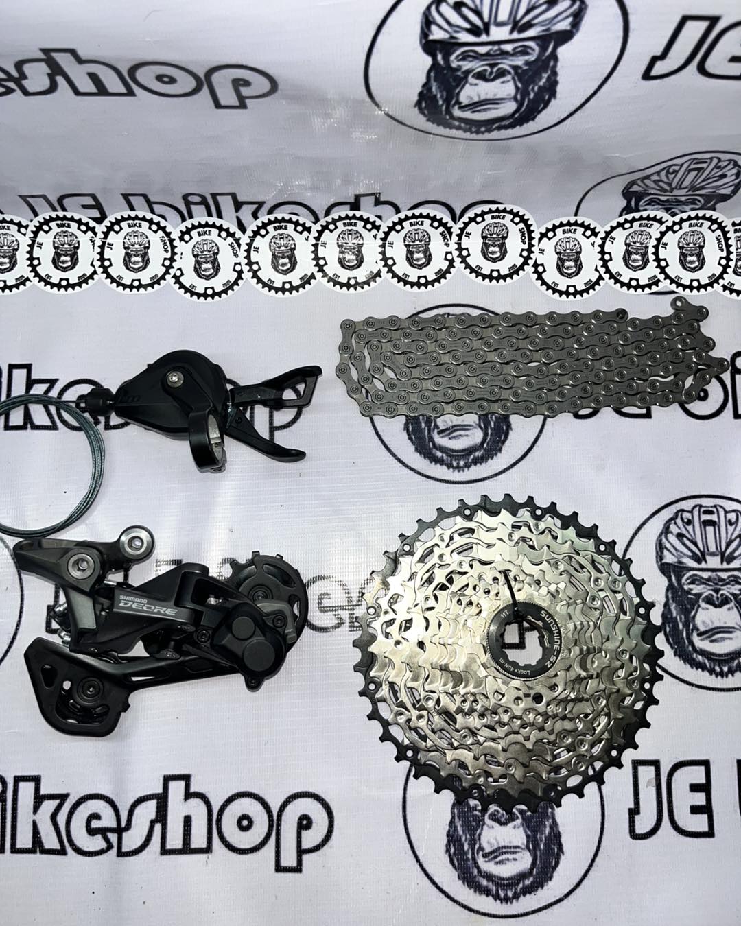 SHIMANO DEORE M5120 RD AND M5100 SHIFTER WITH HOLLOW HG601 AND ULTRA LIGHT SUNSHINE 11-40T   COGS