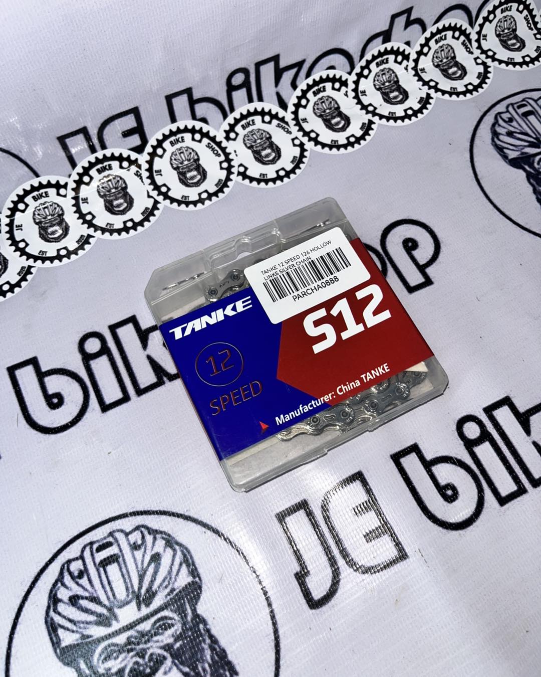 TANKE HALLOW LIGHTWEIGHT CHAIN 12 SPEED WITH MISSING LINK 126 LINKS