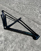 SAGMIT BROOKLYN V3R 2026 FRAME BLACK AND SILVER  29ER “MEDIUM” TAPERED