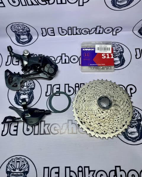Shimano CUES U6000 SGS 11 speed upkit with Tanke 11S 126-link chain and Deore M5100 11-42T cogs