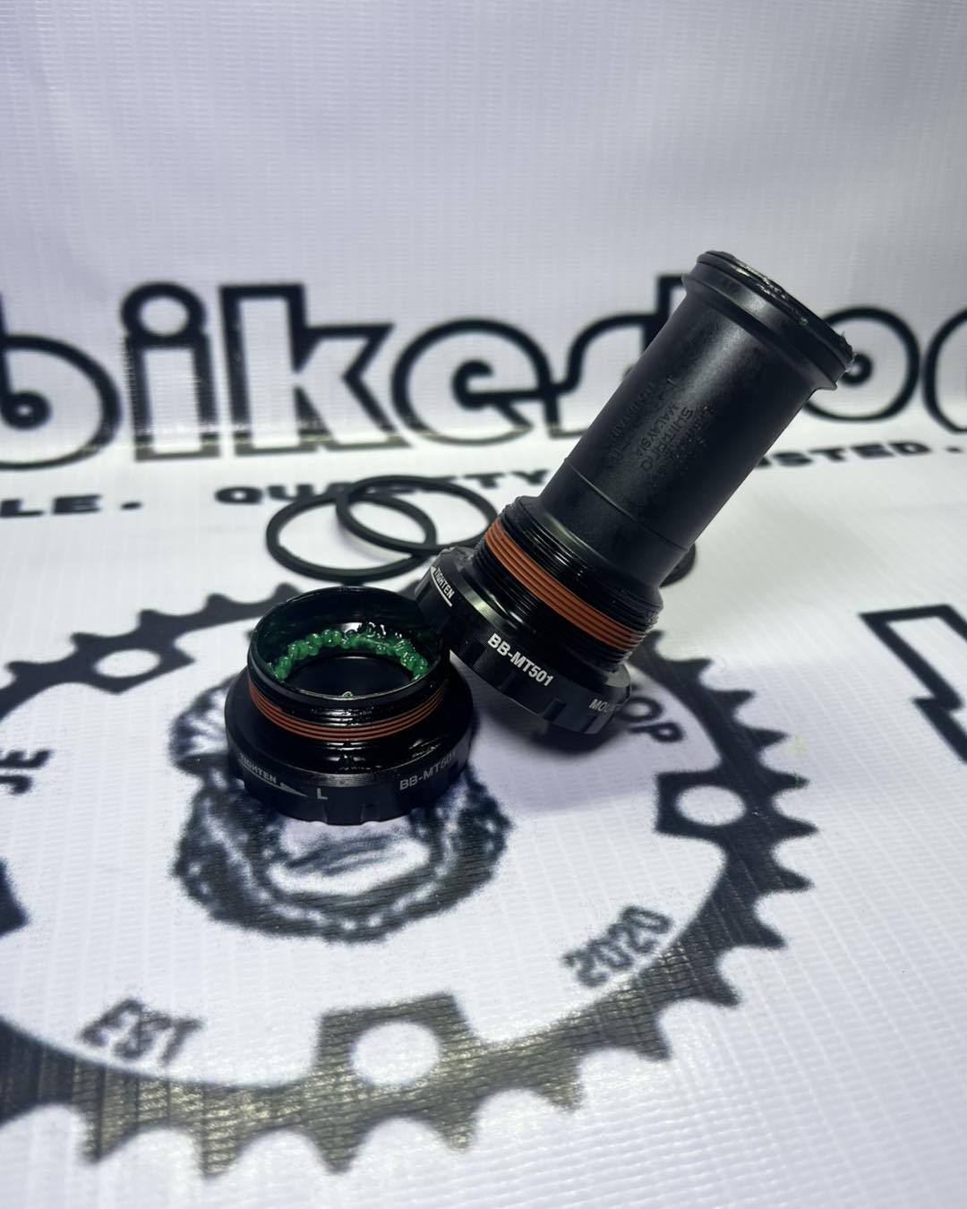 SHIMANO SEALED BEARING BB-MT501
