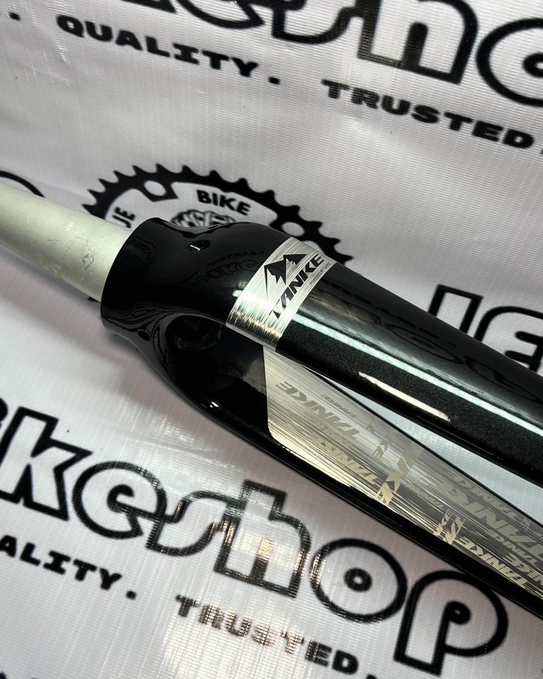 TANKE RIGID FORK 27.5 THRU AXLE
