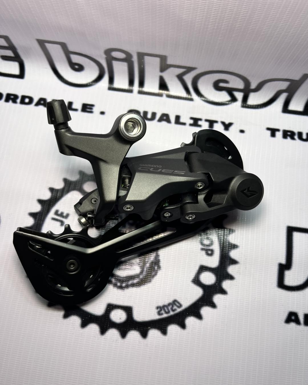 SHIMANO CUES RD-U6020 SGS  10 SPEED SHADOW REAR DERAILLEUR