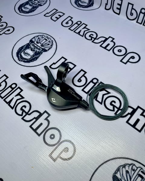 Shimano 11-speed U6000 RD with non-window shifter included.