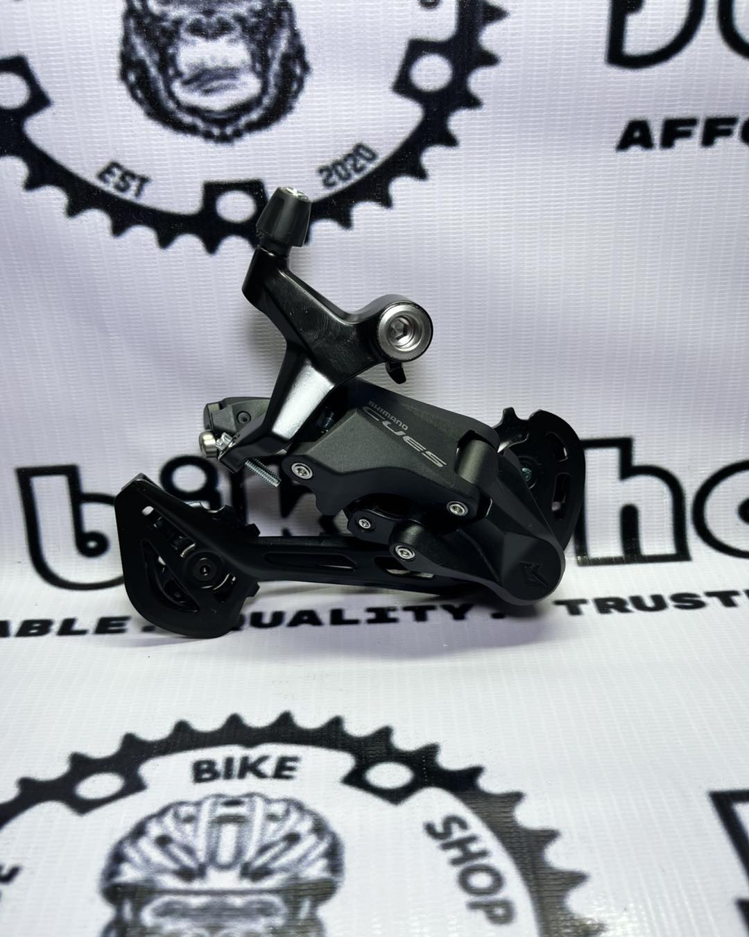 SHIMANO CUES RD-U3020 SGS 9 SPEED SHADOW REAR DERAILLEUR