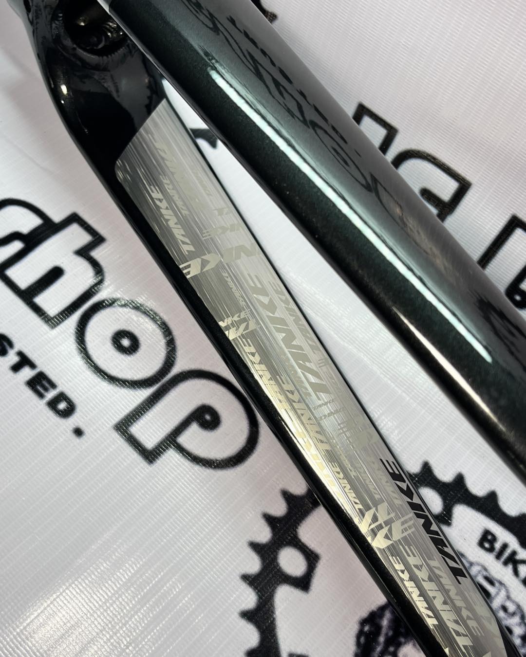 TANKE RIGID FORK 27.5 THRU AXLE