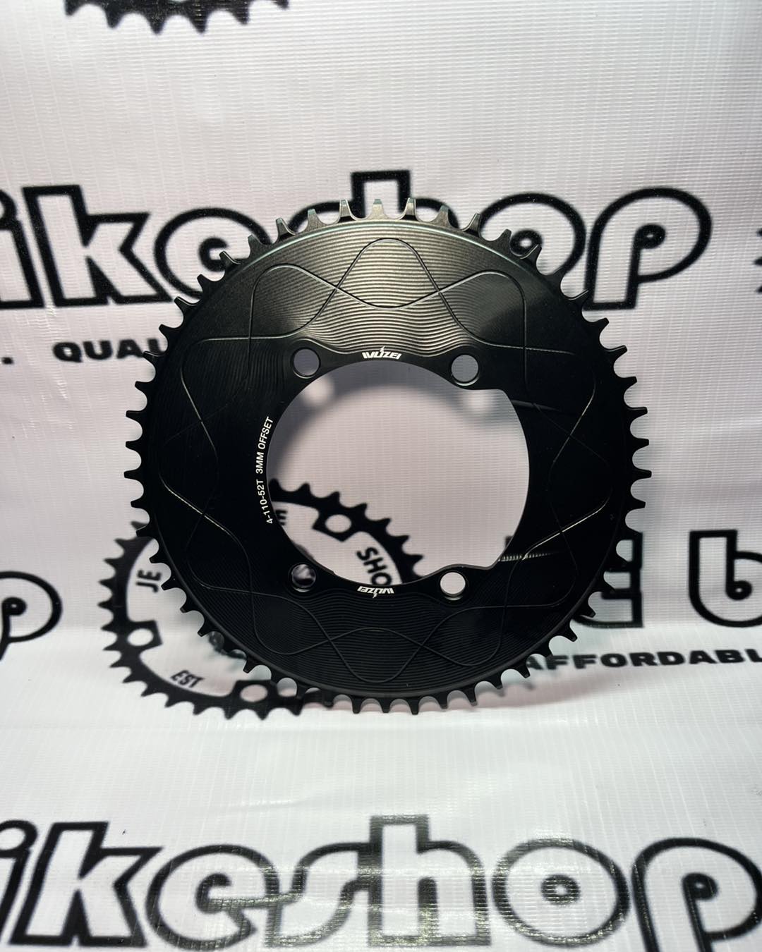 WUZEI 110 BCD 52T CHAINRING ROUND BLACK / PURPLE