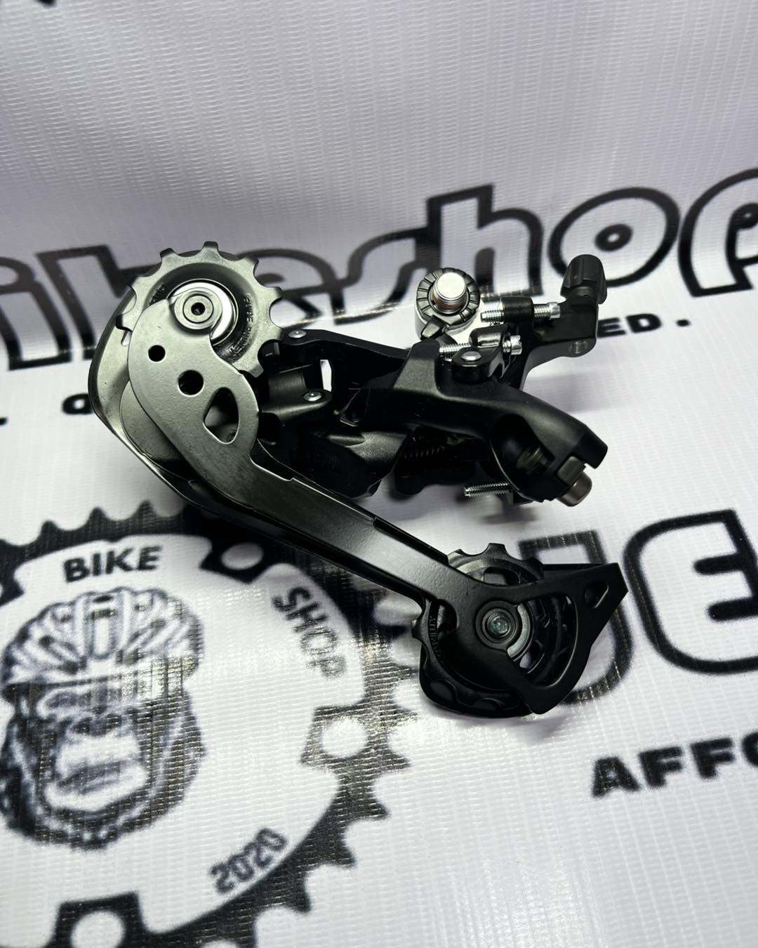 SHIMANO CUES RD-U3020 SGS 9 SPEED SHADOW REAR DERAILLEUR