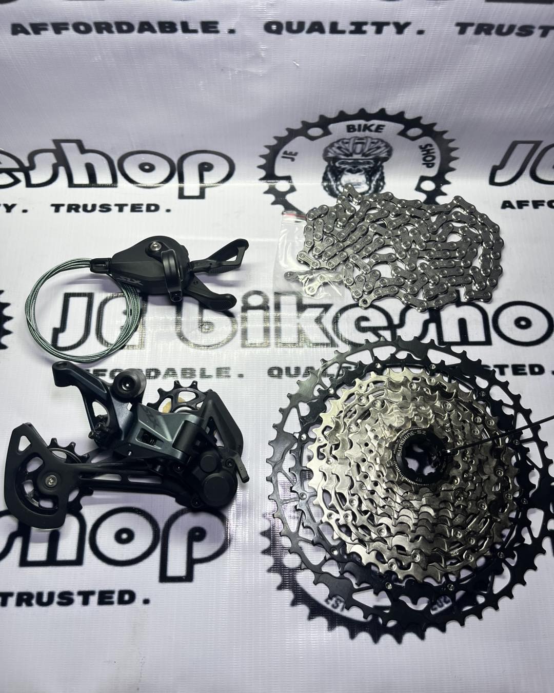 SHIMANO SLX M7100 12 SPEED UPKIT NON WINDOW AND SUNSHINE LIGHTWEIGHT 11 - 50 T WITH M6100 CHAIN