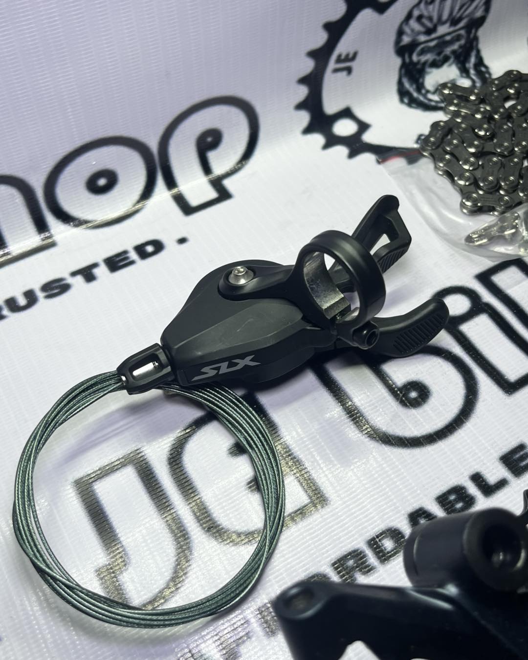 SHIMANO SLX M7100 12 SPEED UPKIT NON WINDOW AND SUNSHINE LIGHTWEIGHT 11 - 50 T WITH M6100 CHAIN