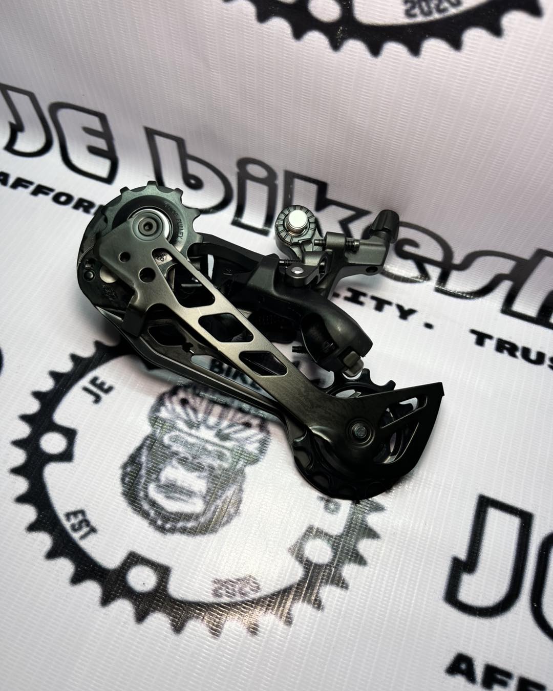 SHIMANO CUES RD-U6020 SGS  10 SPEED SHADOW REAR DERAILLEUR