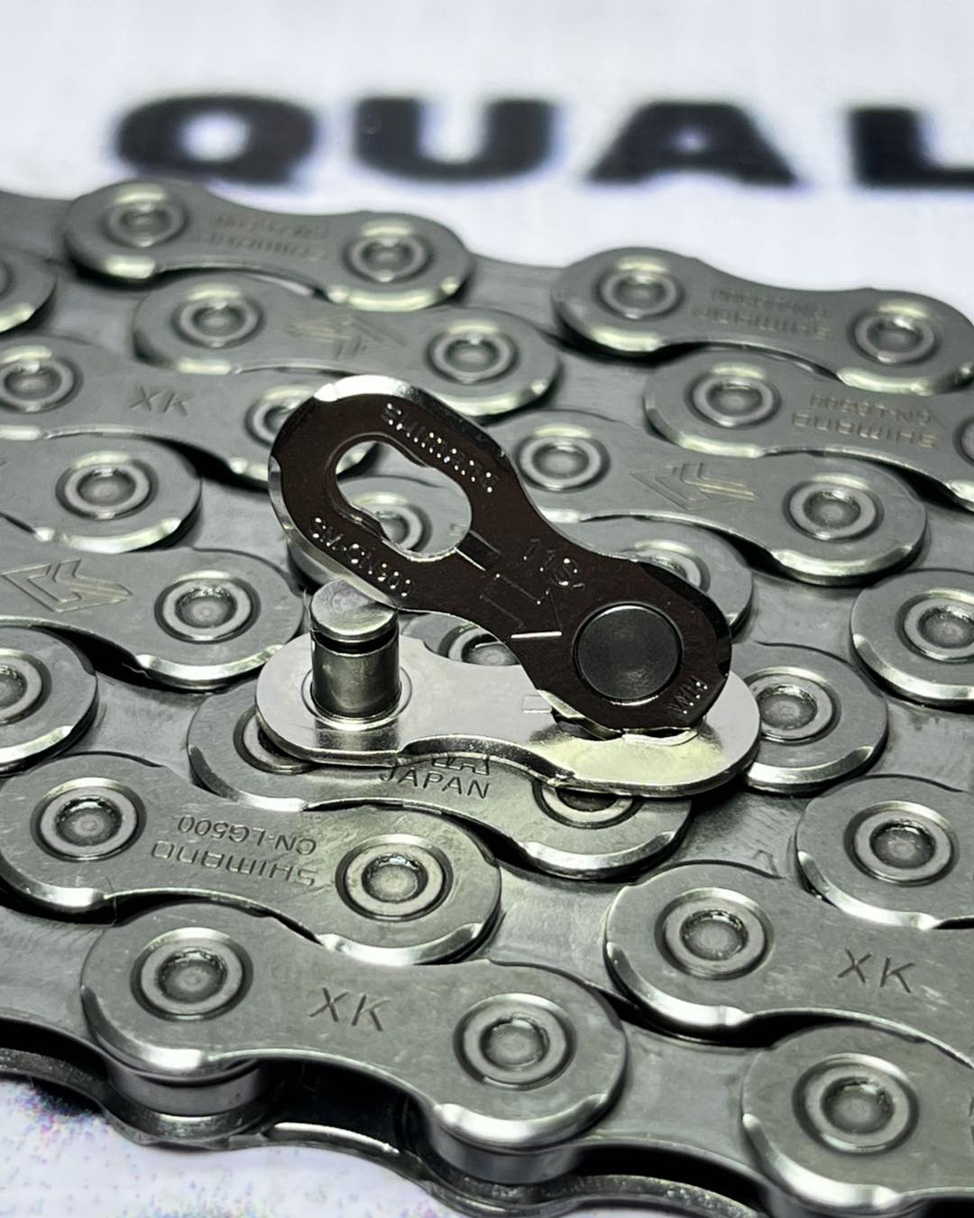 ORIGINAL SHIMANO CHAINS M6100, HG601 AND HG54