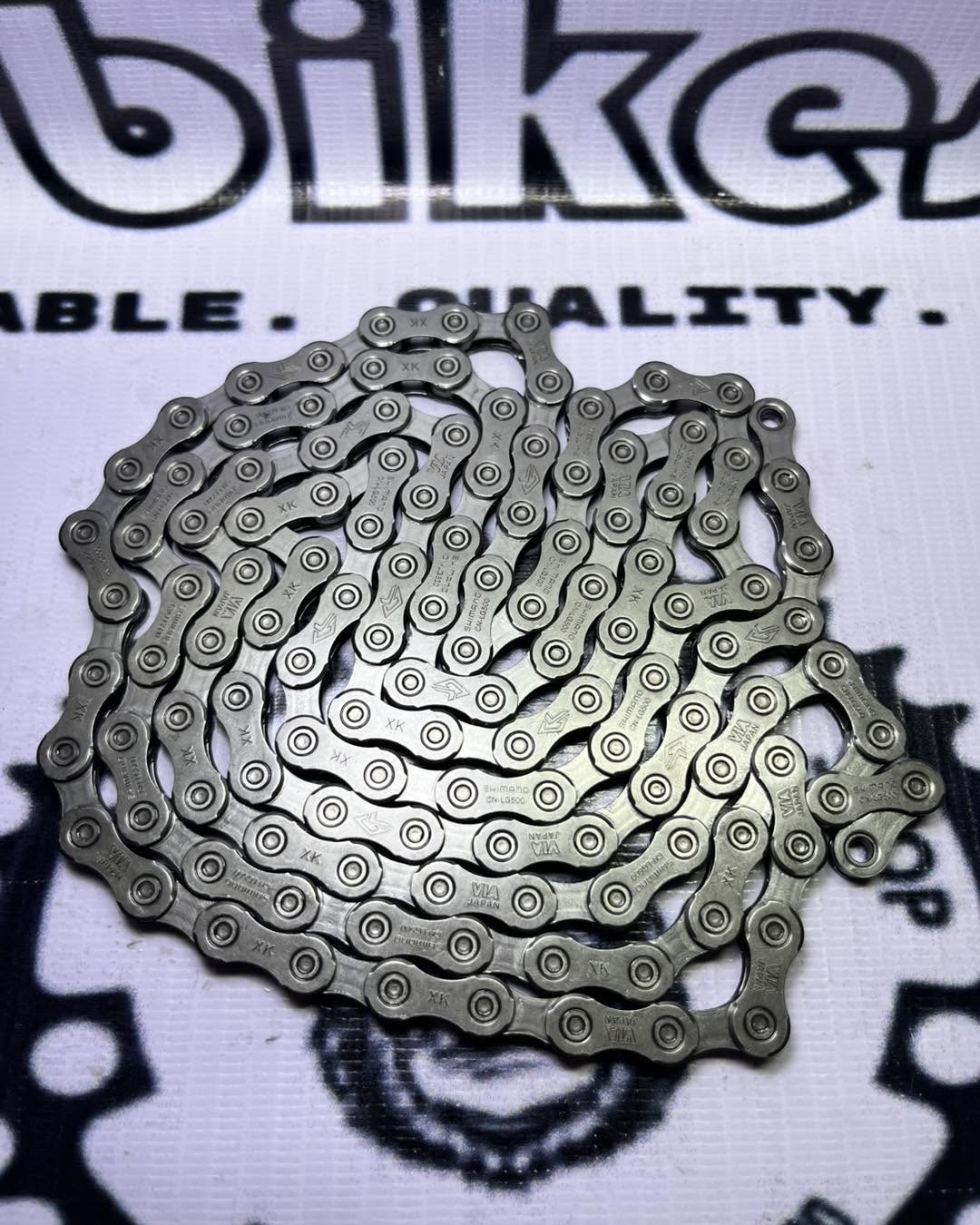 SHIMANO CN LG500 10-11 SPEED CHAIN 126 LINKS WITH MISSING LINK