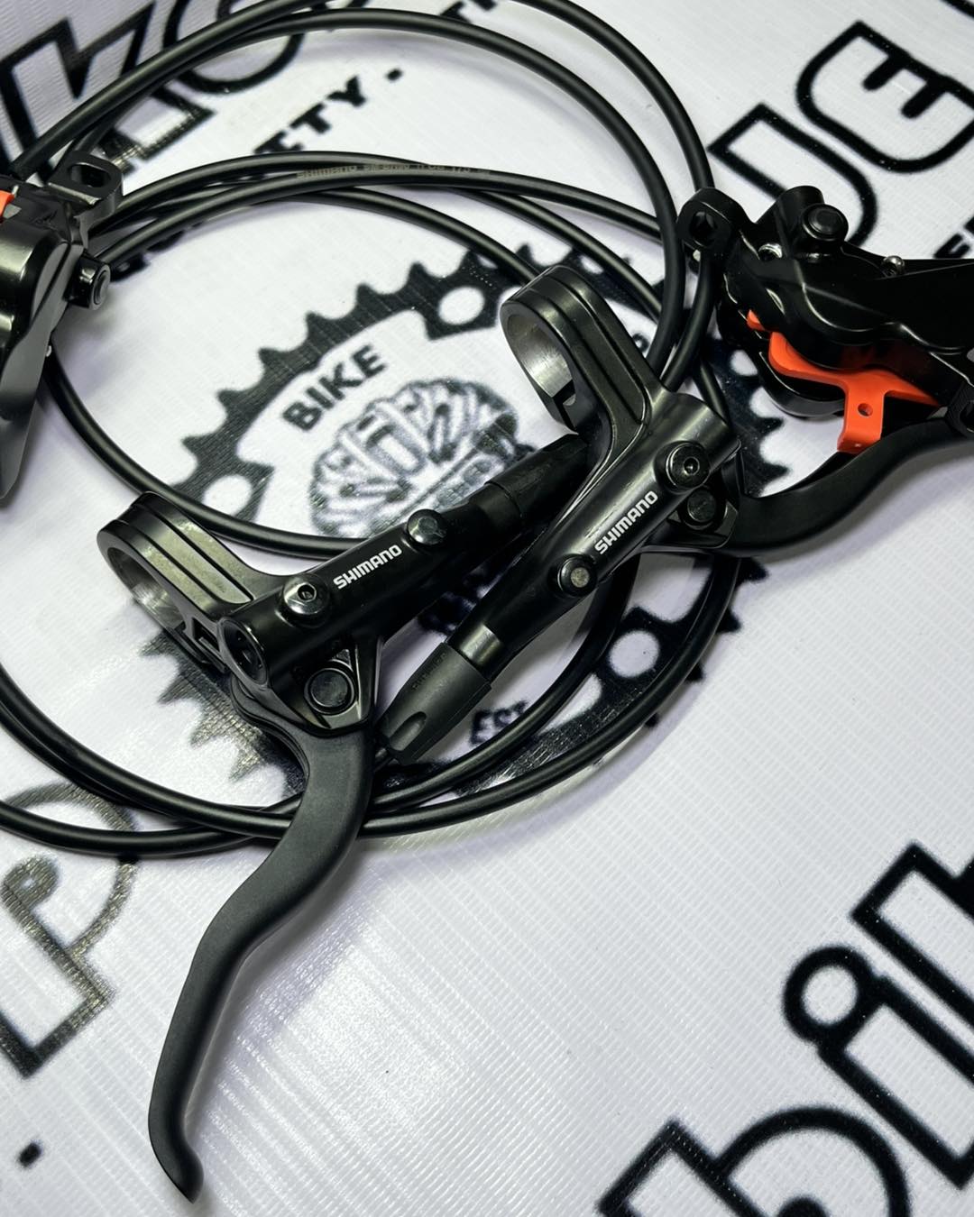 SHIMANO DEORE MT420 HYDRAULIC DISC BRAKE SET BL-MT401 BRAKE LEVER AND BR-MT420 BRAKE CALIPER 4 PISTON / QUAD PISTON