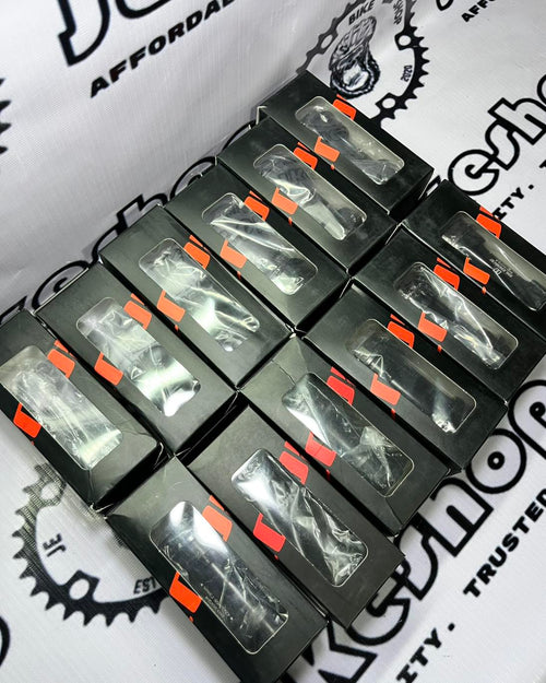 BLOOKE BB 386 / 24 PRESSFIT HOLLOWTECH BOTTOM BRACKET