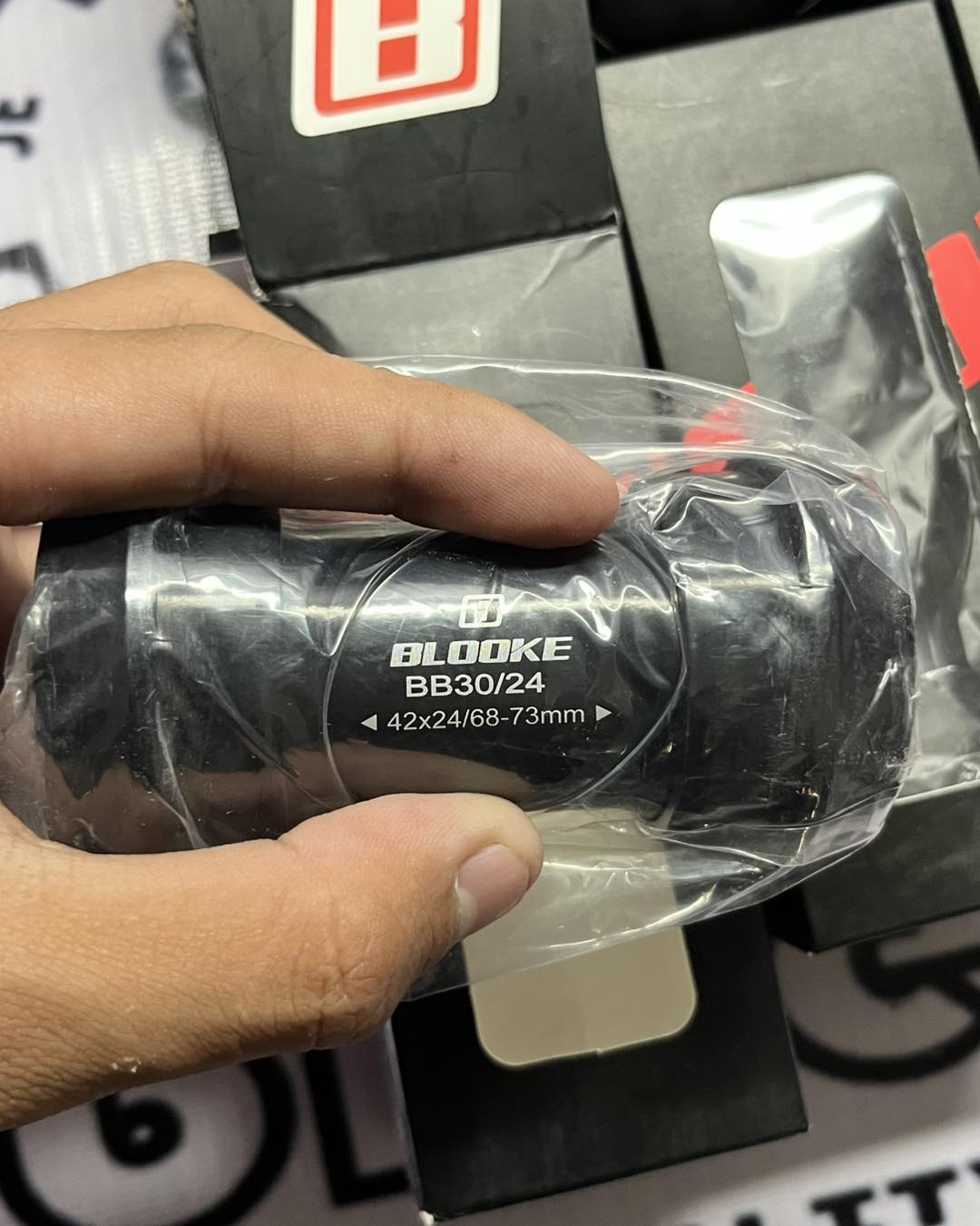 BLOOKE PRESSFIT BOTTOM BRACKETS
