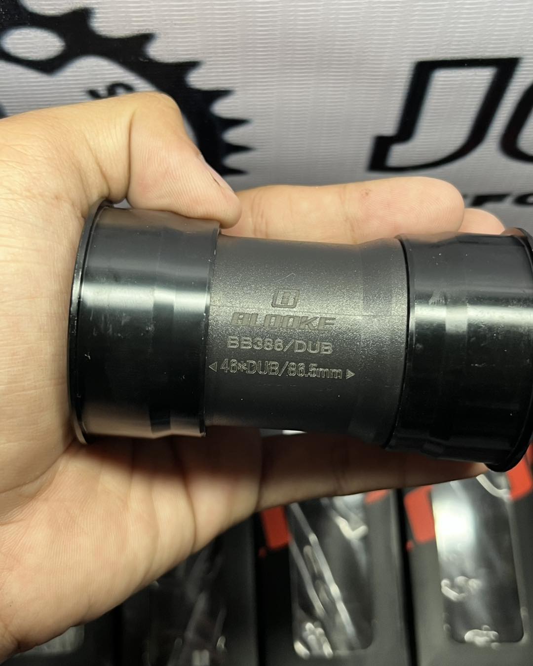 BLOOKE PRESSFIT BOTTOM BRACKETS