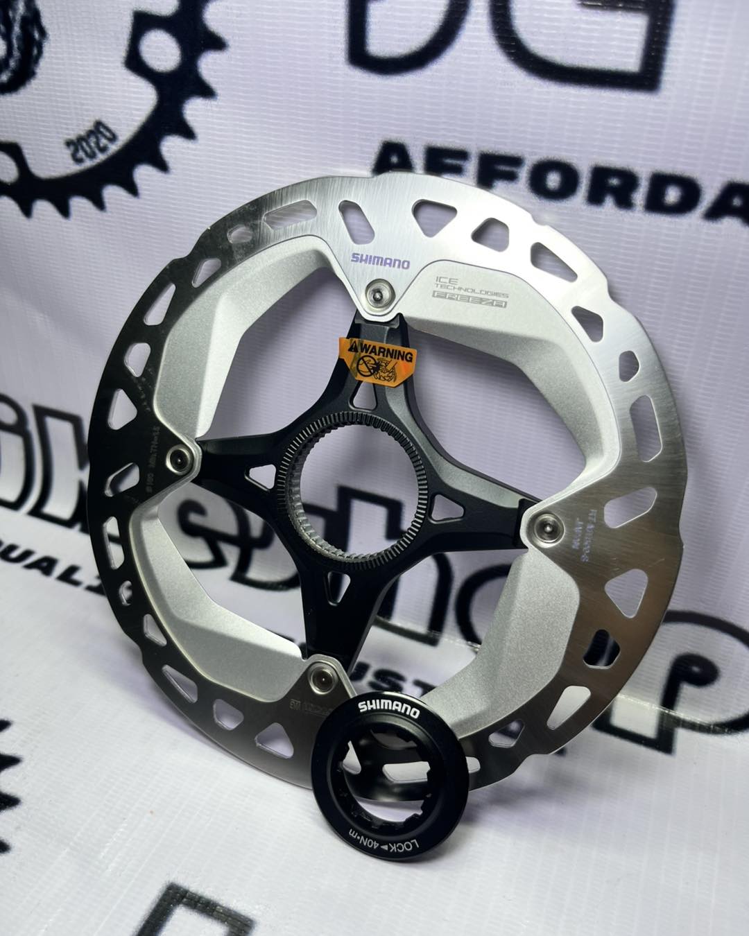 SHIMANO ICE TECHNOLOGIES MT800 160MM CENTERLOCK WITH LOCK ROTOR