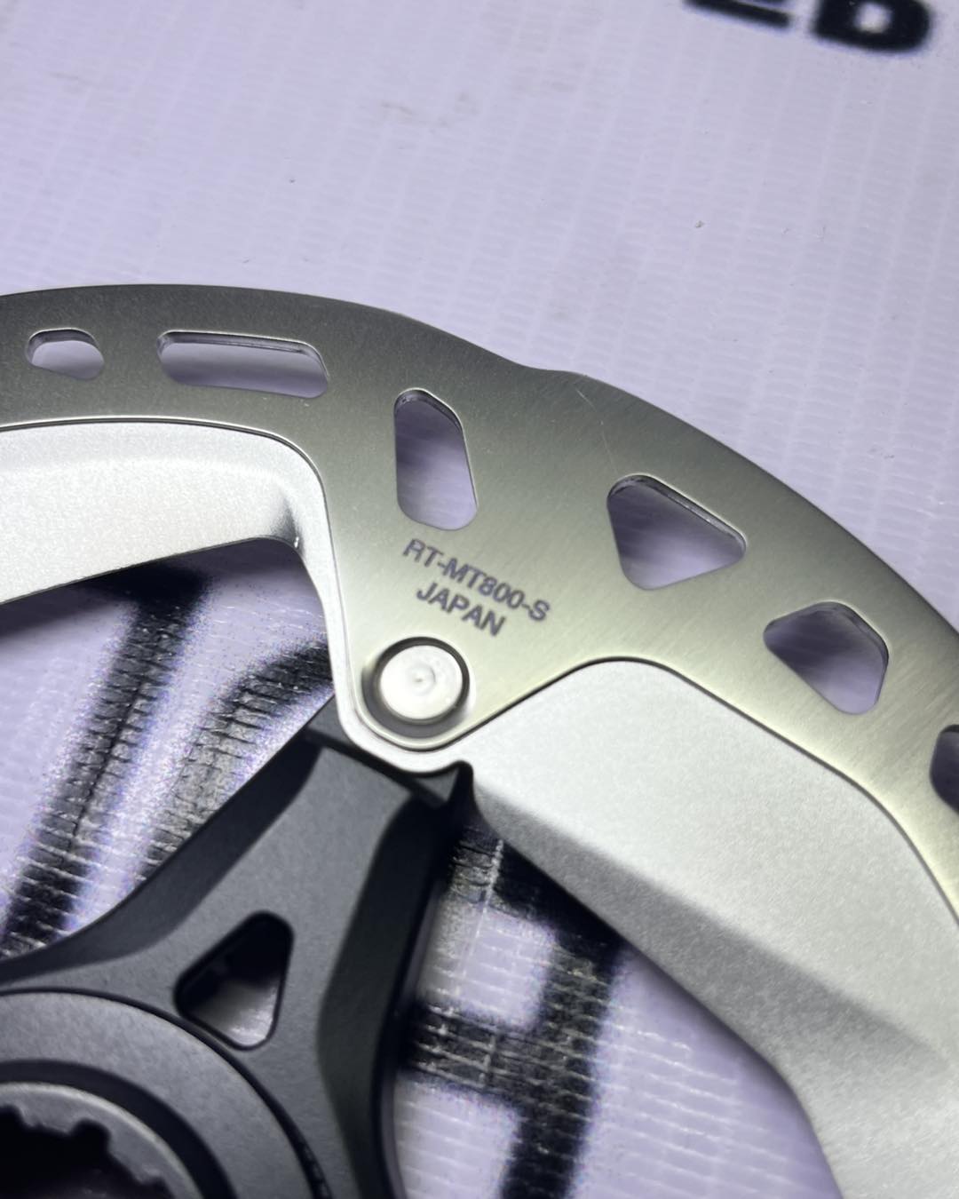 SHIMANO ICE TECHNOLOGIES MT800 160MM CENTERLOCK WITH LOCK ROTOR