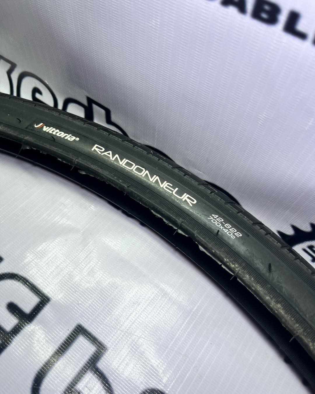VITTORIA 700 X 40 C ZAFFIRO WIRED TIRE
