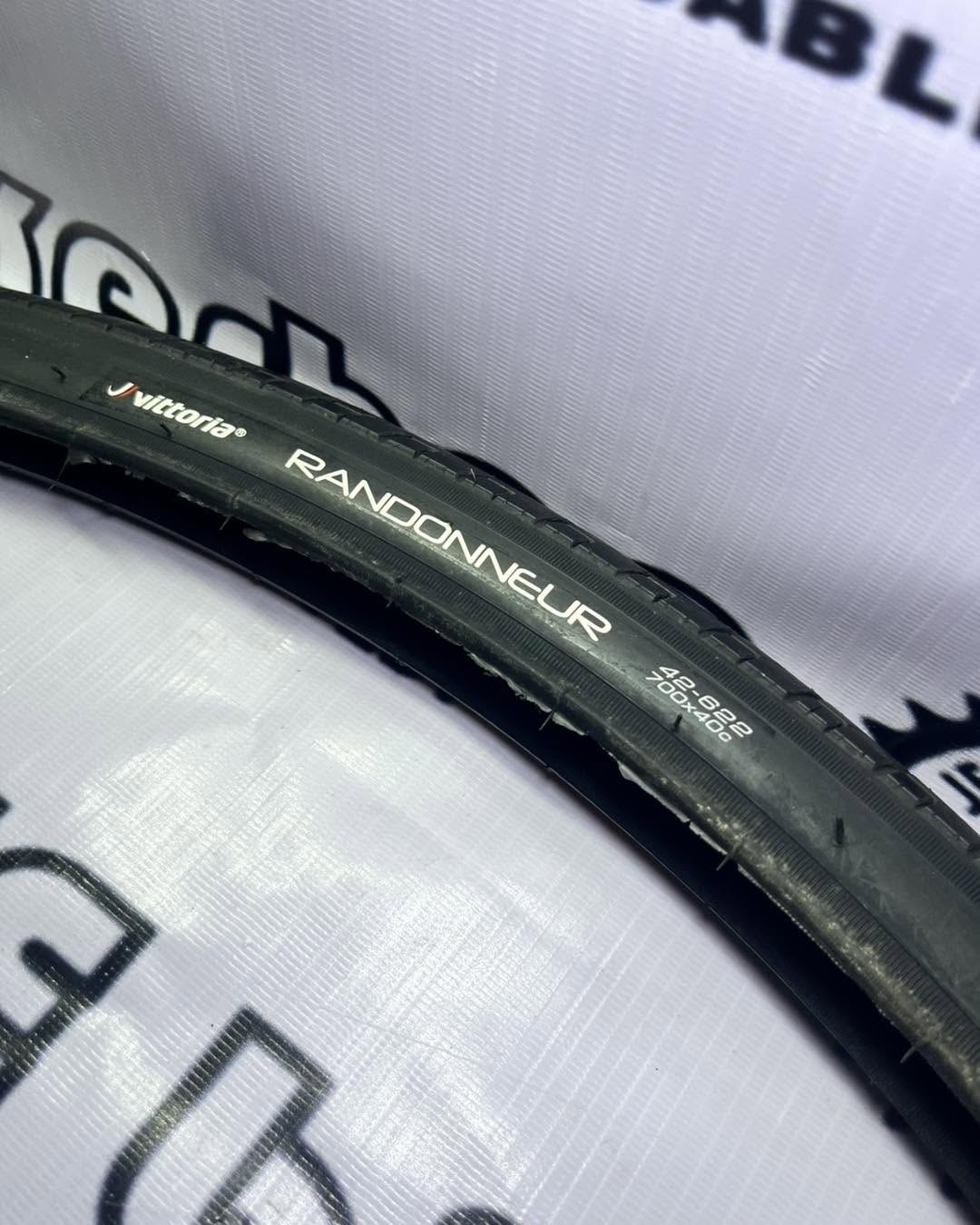 VITTORIA 700 X 40 C ZAFFIRO WIRED TIRE