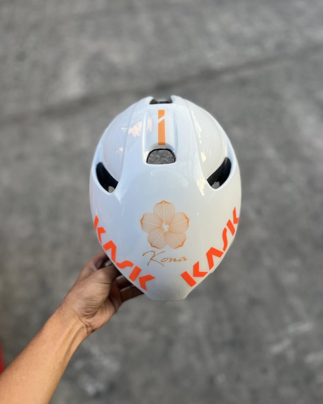 KASK UTOPIA WHITE ORANGE MEDIUM
