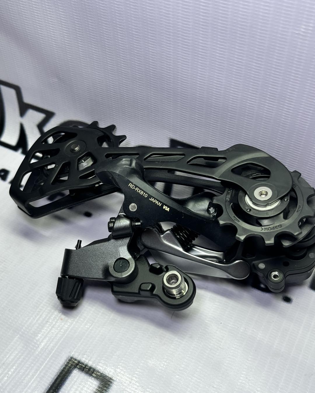 SHIMANO GRX RD - RX810 11 SPEED SHADOW RD + REAR DERAILLEUR WITH CLUTCH