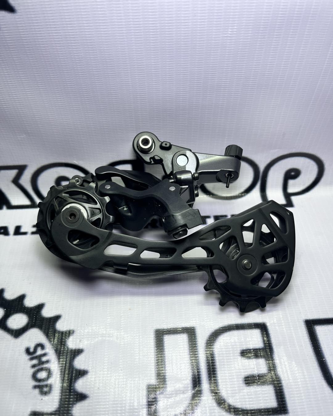 SHIMANO GRX RD - RX820 12 SPEED REAR DERAILLEUR - DIRECT MOUNT, SHADOW PLUS, 36 T MAX