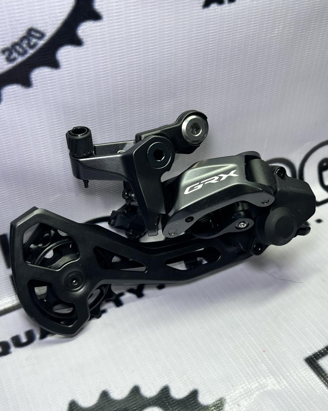 SHIMANO GRX RD - RX820 12 SPEED REAR DERAILLEUR - DIRECT MOUNT, SHADOW PLUS, 36 T MAX