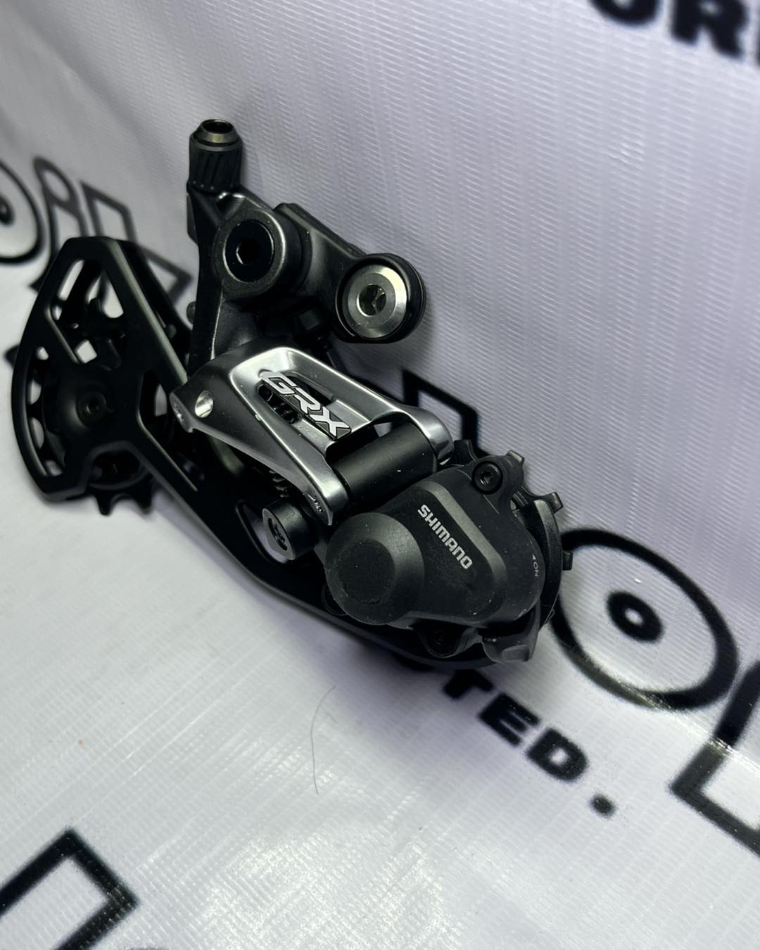 SHIMANO GRX RD - RX810 11 SPEED SHADOW RD + REAR DERAILLEUR WITH CLUTCH