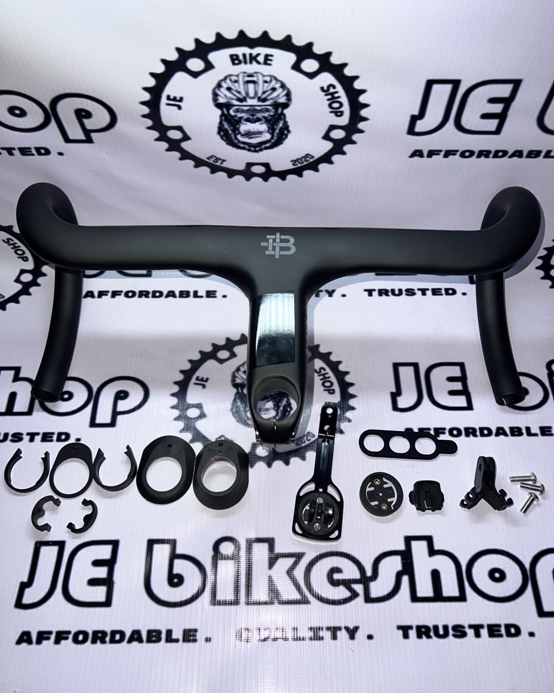 BLACK INC INTEGRATED CARBON DROP BAR 380 X 110 MM