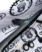 BLACK INC INTEGRATED CARBON DROP BAR 380 X 110 MM