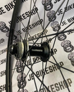 Shimano MT35 26-inch MTB wheels, HG direct mount, semi-bladed spokes