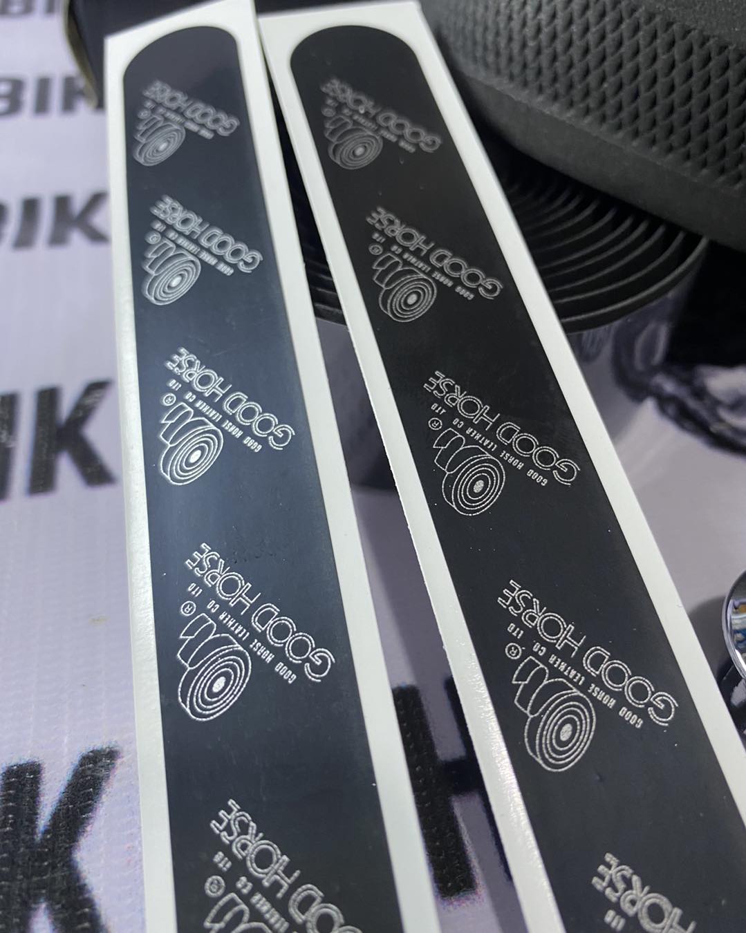 High-quality leather bike bar tape, durable, sweat-resistant, comfortable grip