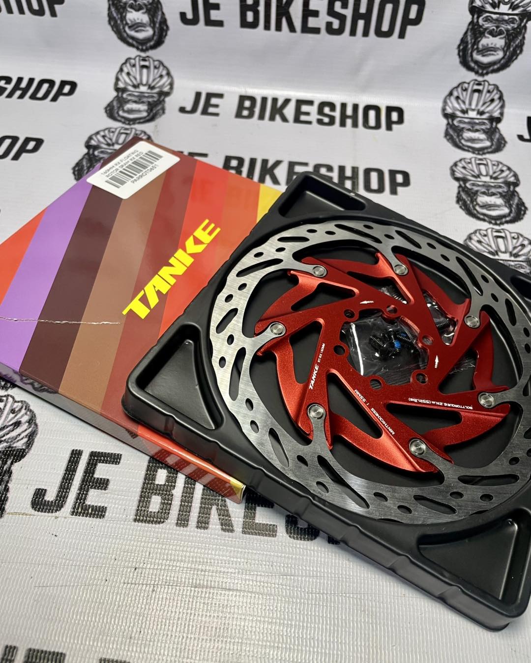 Tanke floating rotor heat-dissipating design